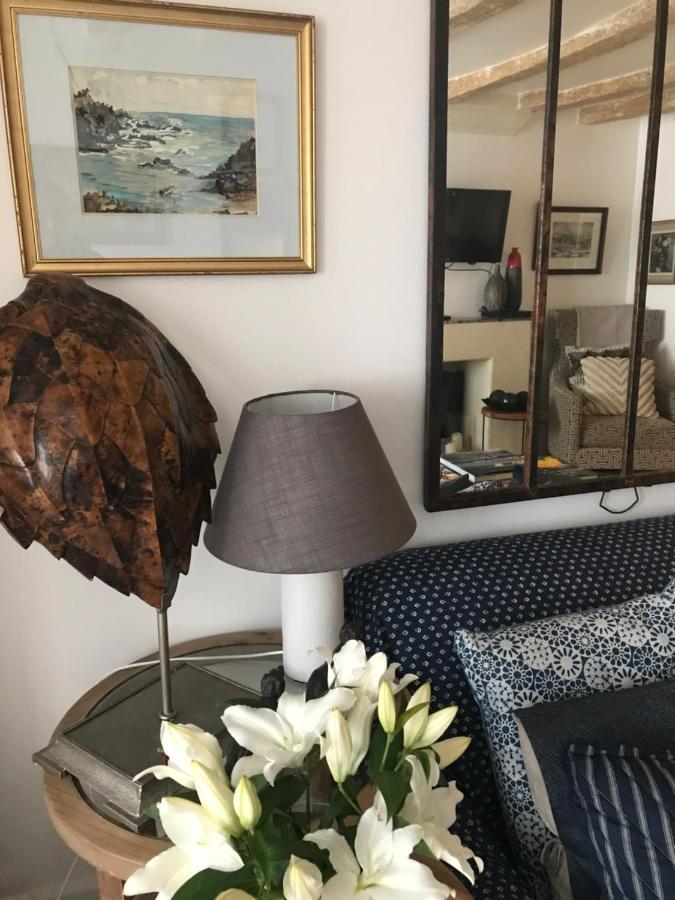 Fontevraud Maison De Ville Bnb エクステリア 写真